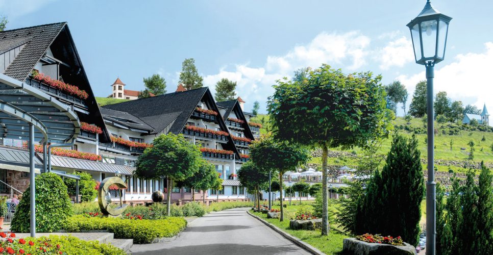 Relais & Châteaux Hotel Dollenberg Schwarzwald Resort*****S im Schwarzwald