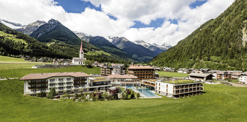 Alpine Luxury Spa Resort Schwarzenstein****S, Luttach